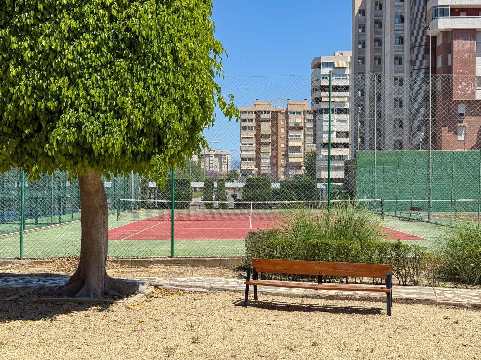 Encantador Y Coqueto Loft A 8 Min. De La Playa. Alicante Kültér fotó